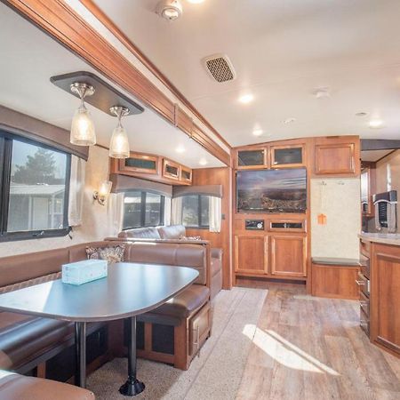 Outdoor Glamping Jayco Rv Ok35 Apartment โมอาบ ภายนอก รูปภาพ