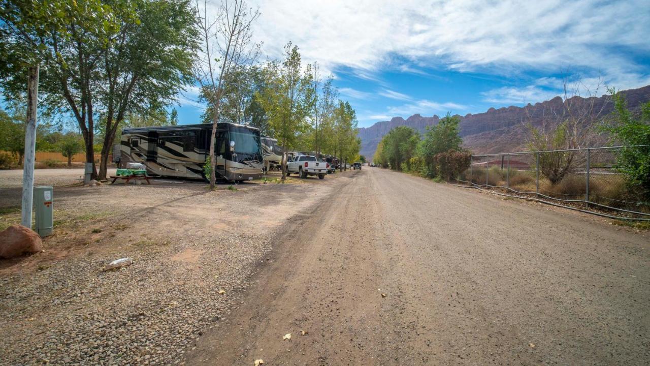 Outdoor Glamping Jayco Rv Ok35 Apartment โมอาบ ภายนอก รูปภาพ